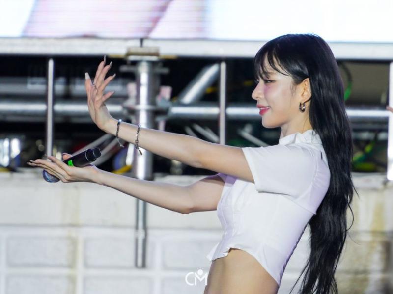 프로미스나인 이채영