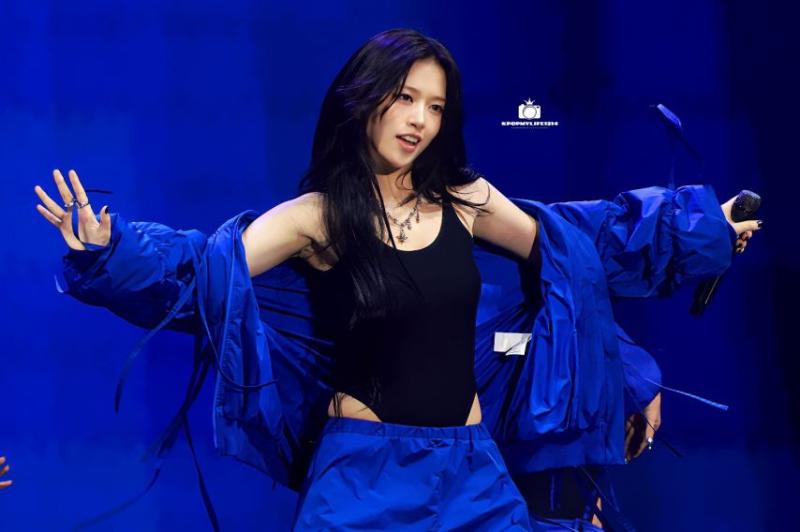 아이브 안유진