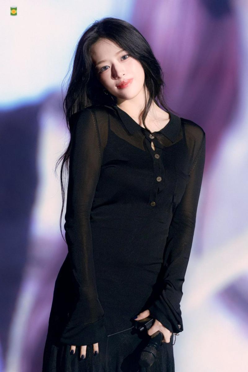 아이브 안유진