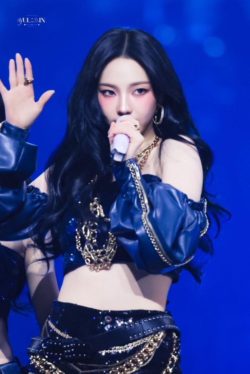 에스파 카리나
