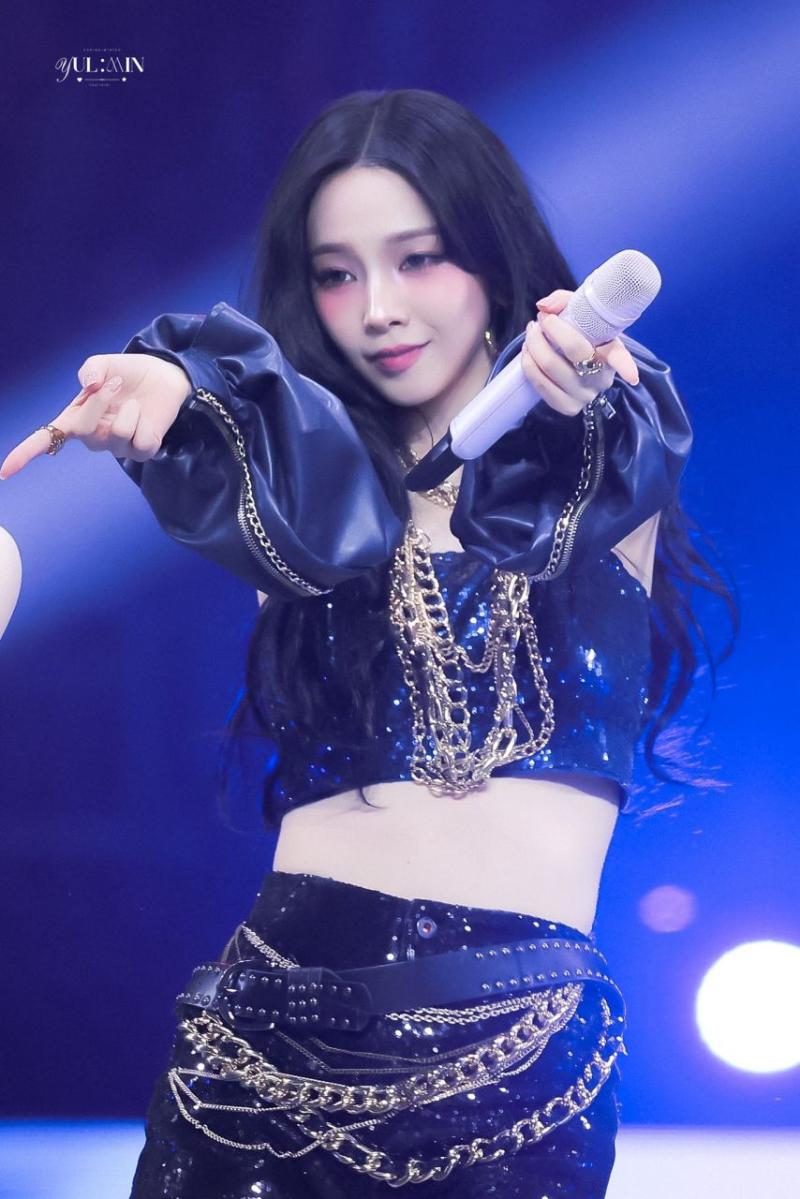 에스파 카리나