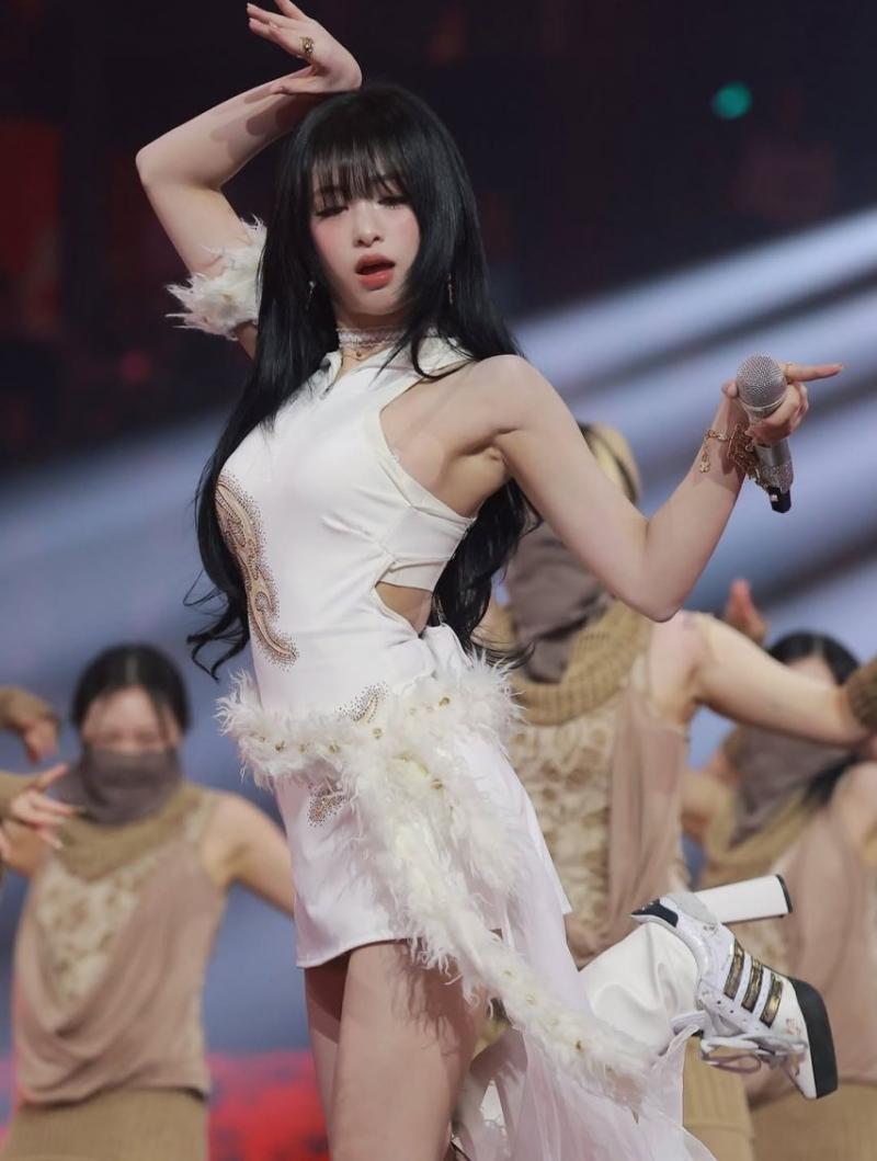 BABYMONSTER (베이비몬스터) 아현