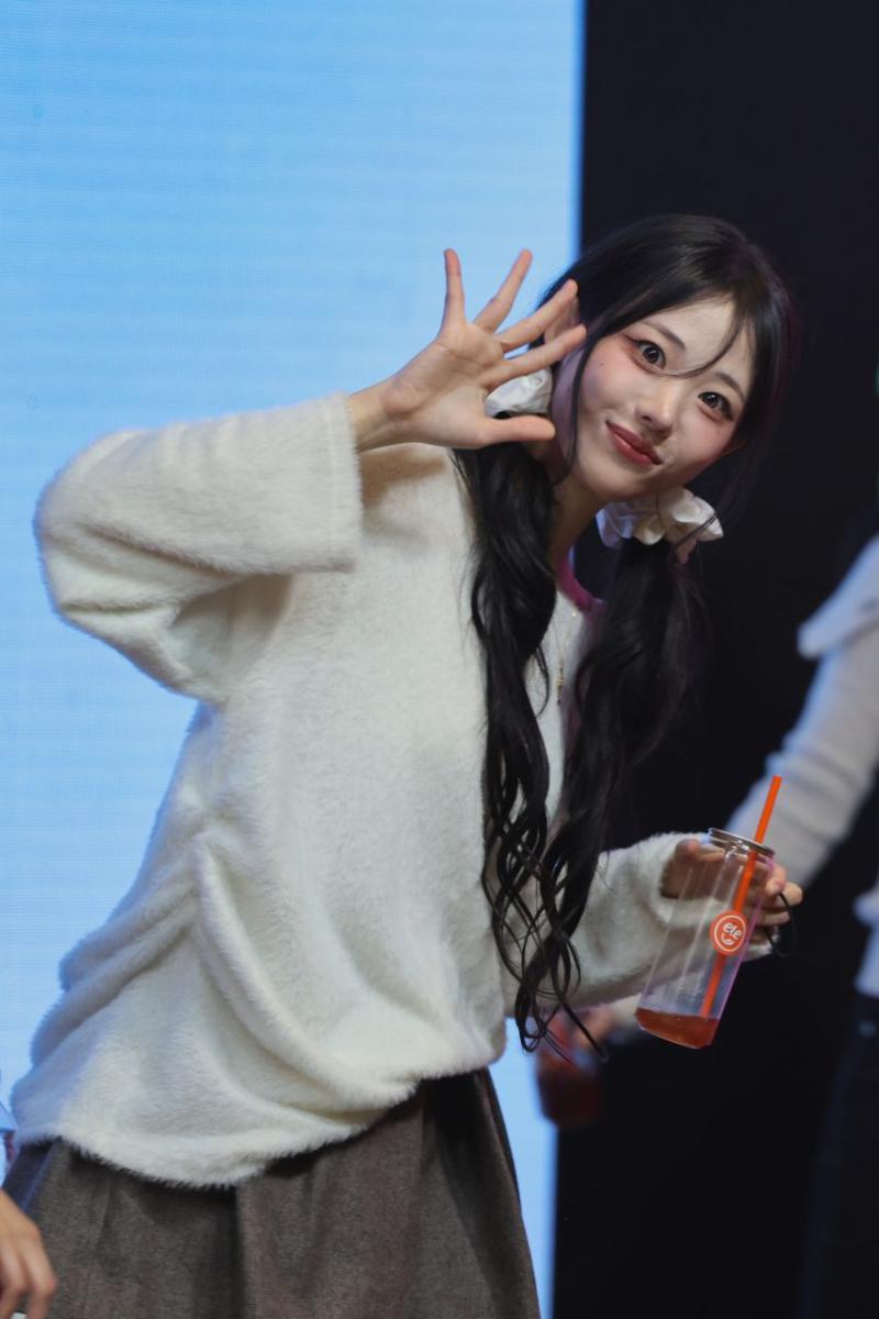 QWER 히나