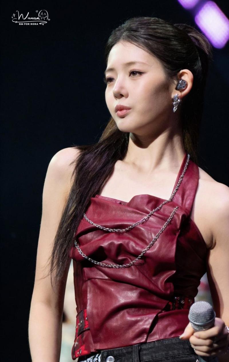 베이비몬스터 로라