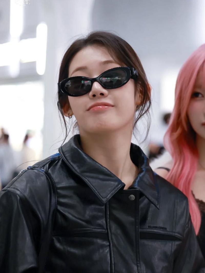 BABYMONSTER (베이비몬스터) 로라
