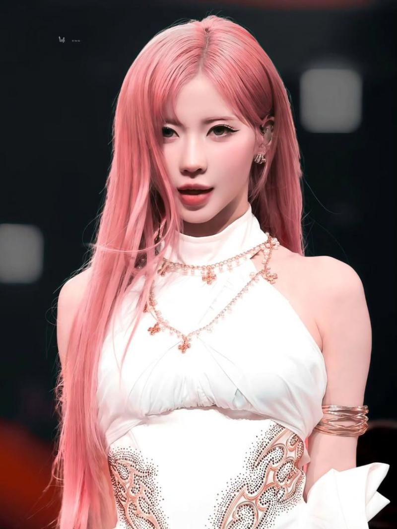 BABYMONSTER (베이비몬스터) 아사
