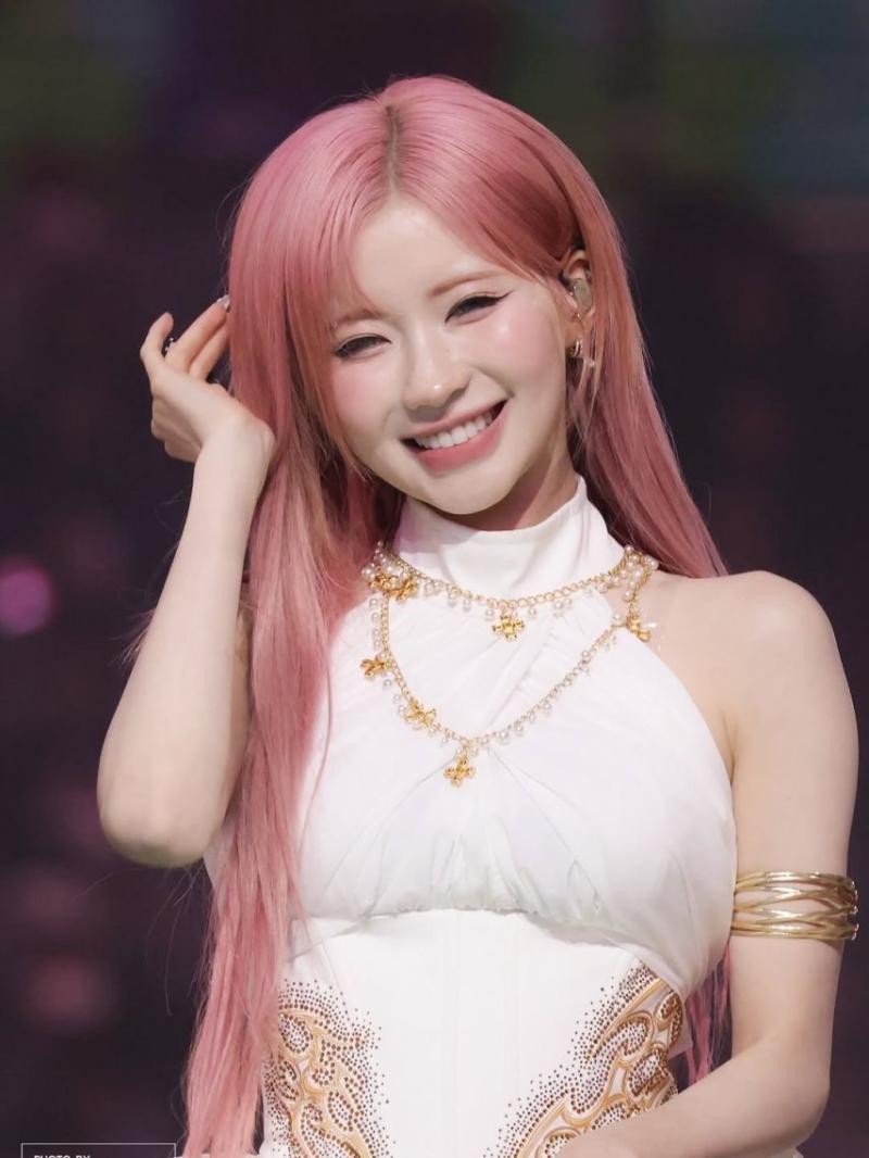 BABYMONSTER (베이비몬스터) 아사