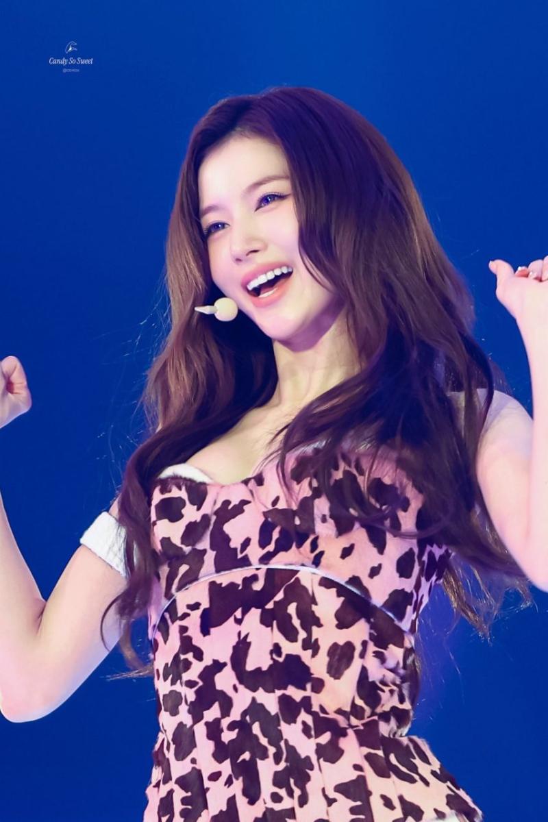 트와이스 사나