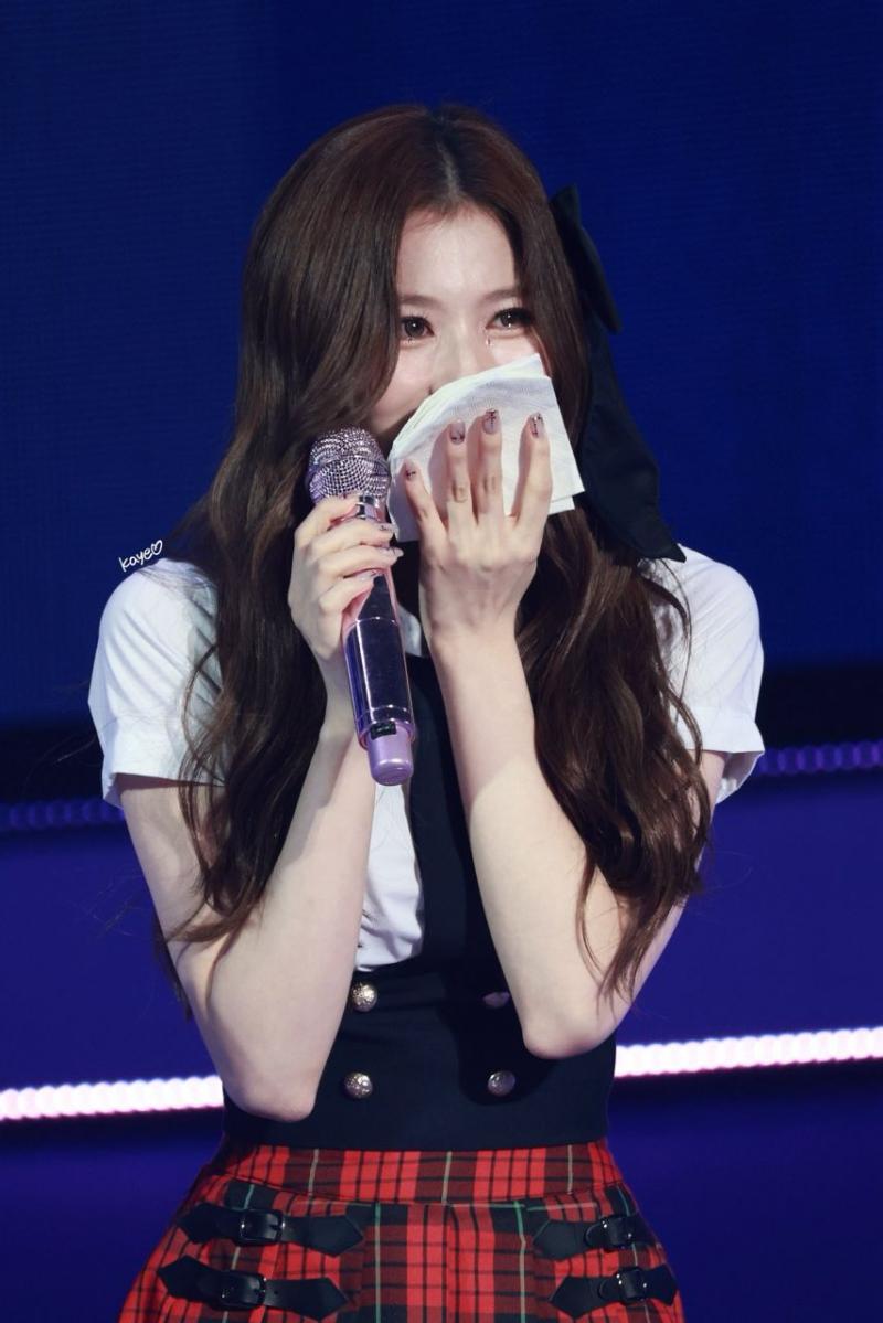1229 트와이스 사나 DAY