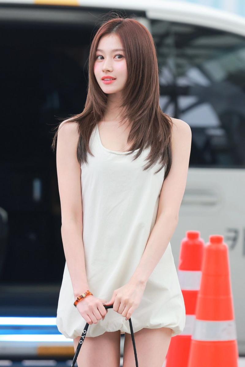 1229 트와이스 사나 DAY