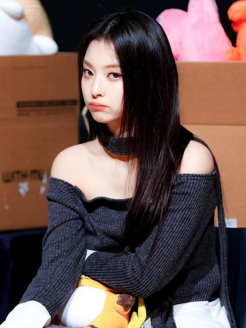 이나경