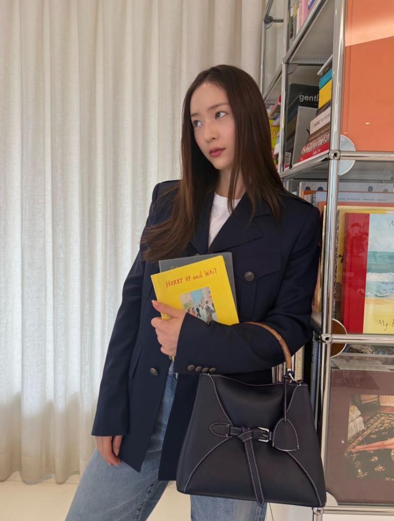 정수정 크리스탈 인별