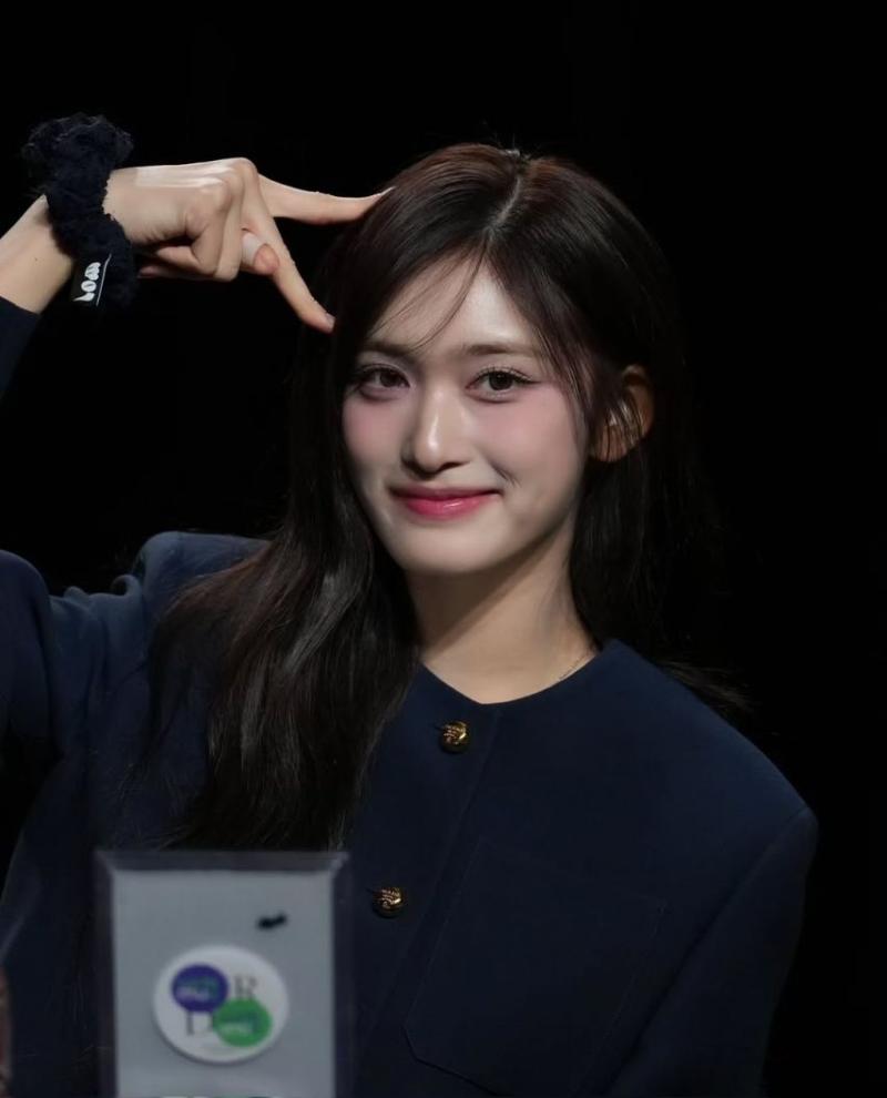 IVE (아이브) 이서