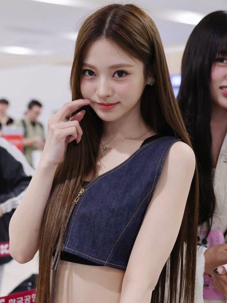 MEOVV (미야오) 안나