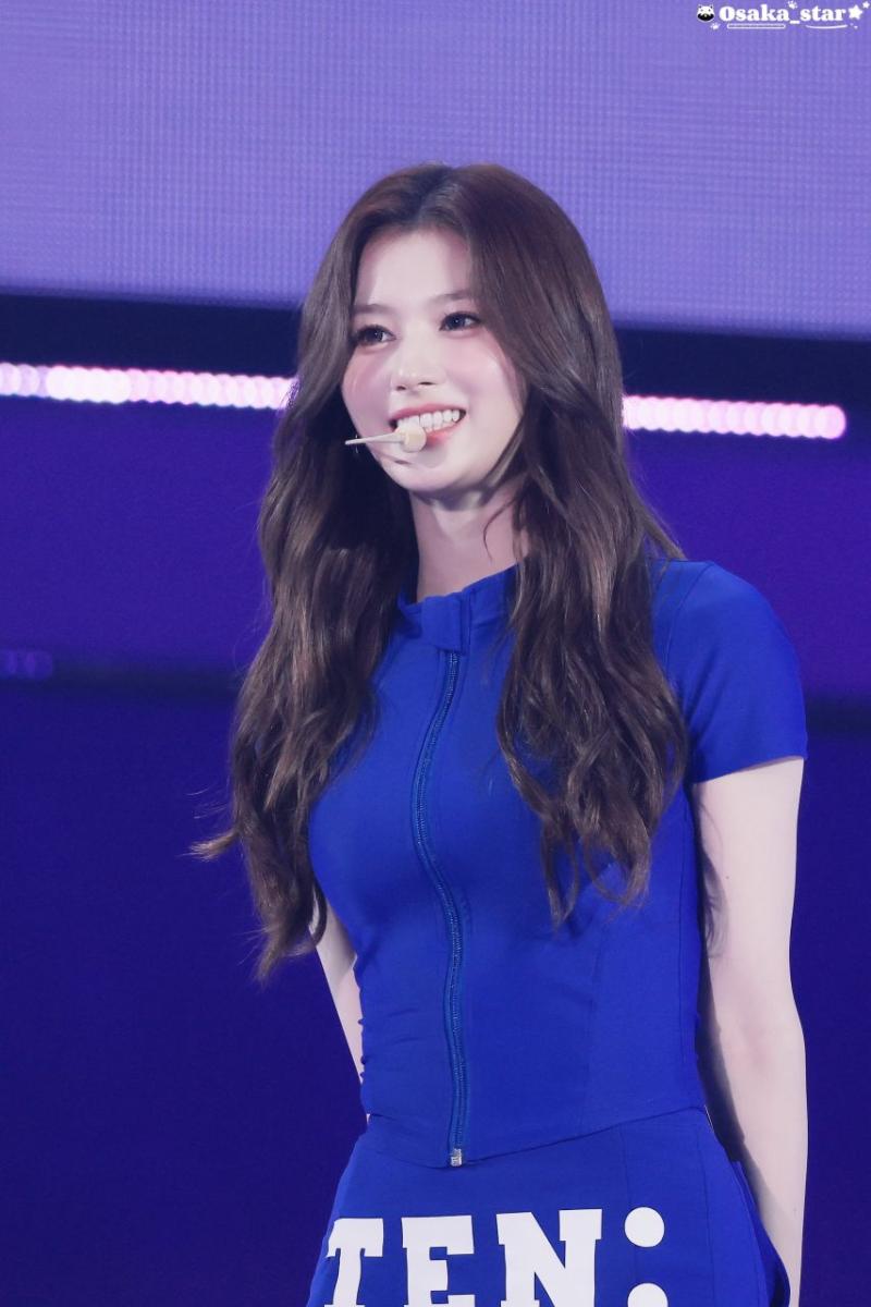 트와이스 사나