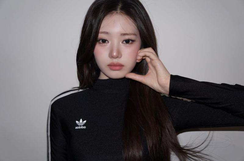 베이비몬스터 로라