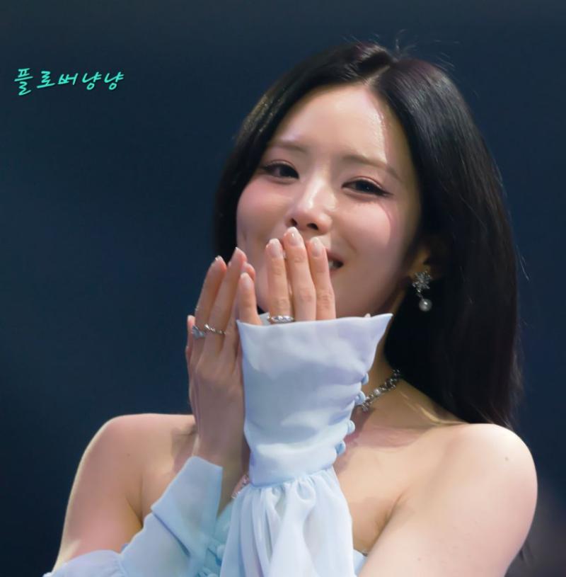 프로미스나인 박지원