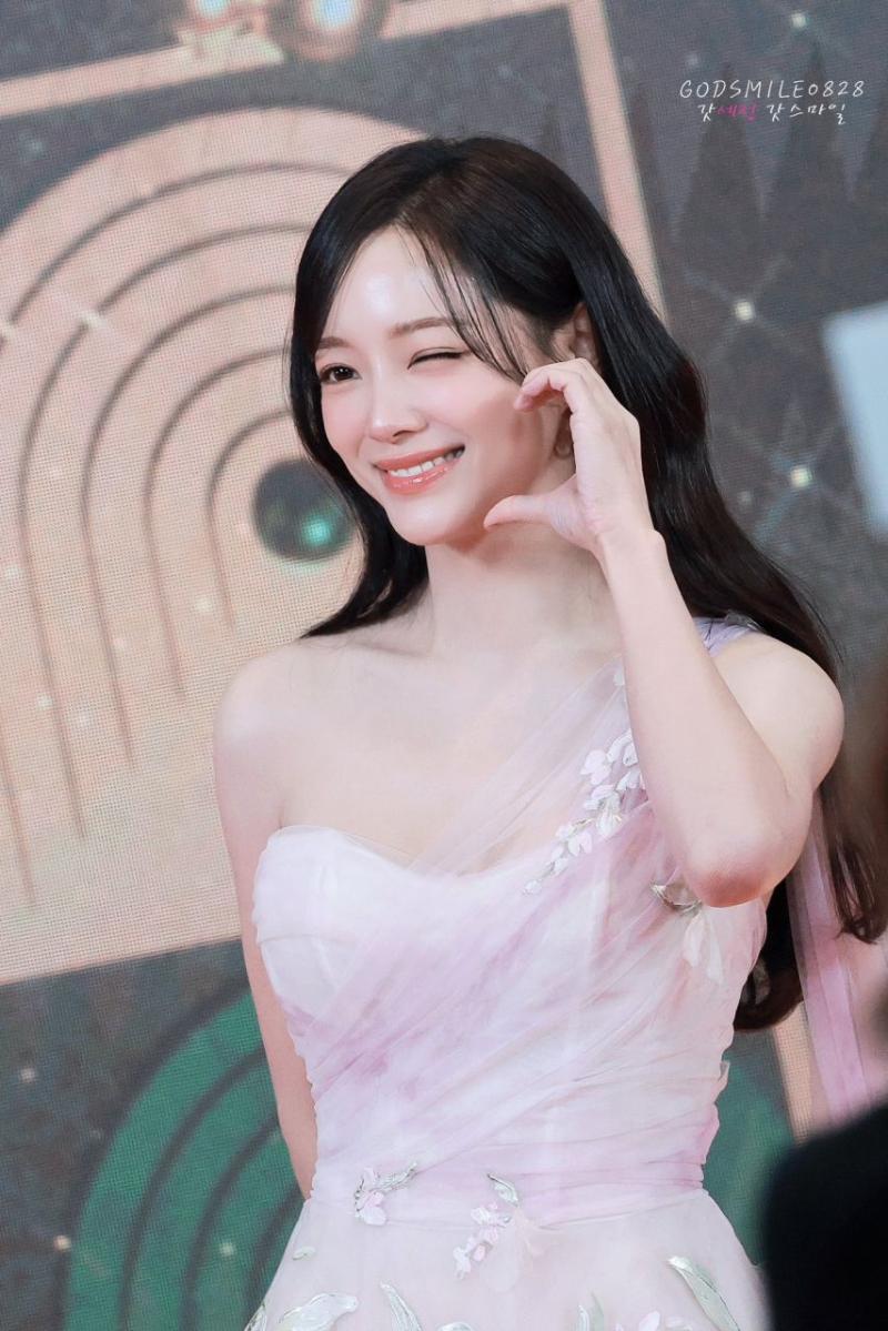 김세정 251230