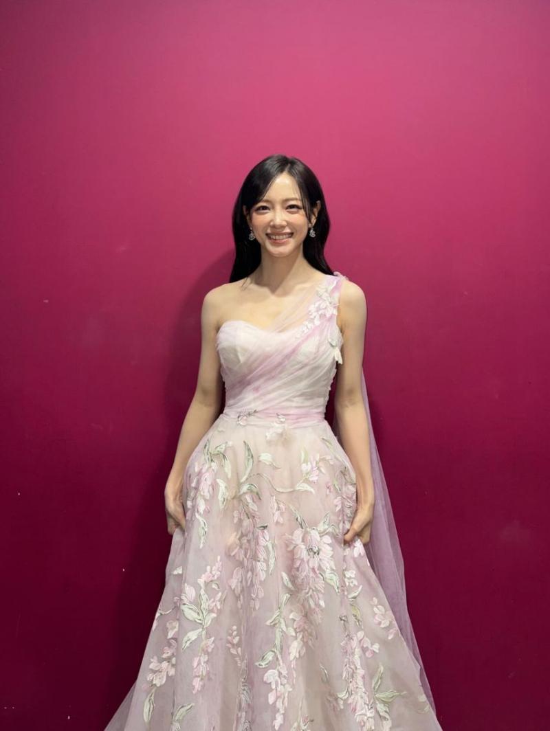 김세정 강태오 베스트커플상/ 김세정 인별 등