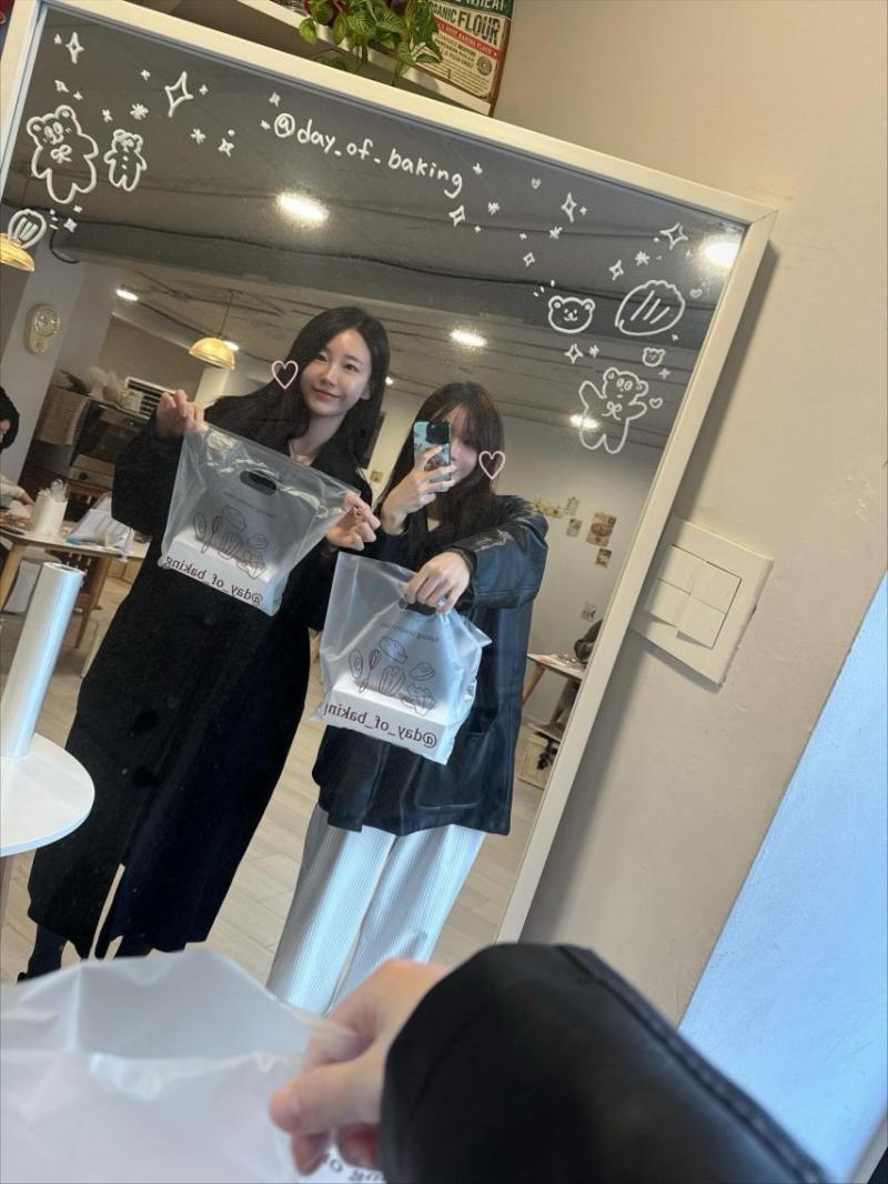 김윤희 아나운서