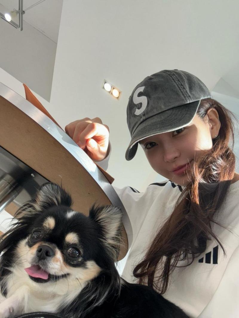 김윤희 아나운서