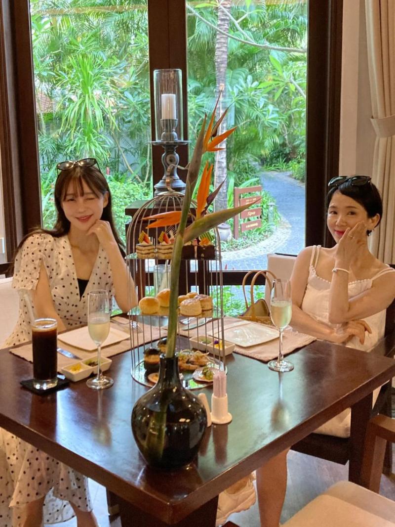김윤희 아나운서