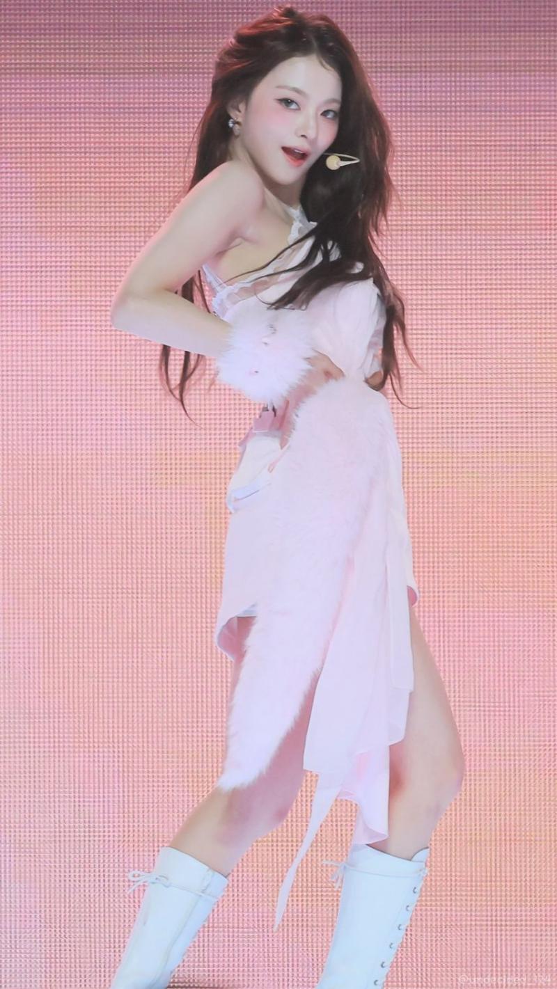 프로미스나인 이나경