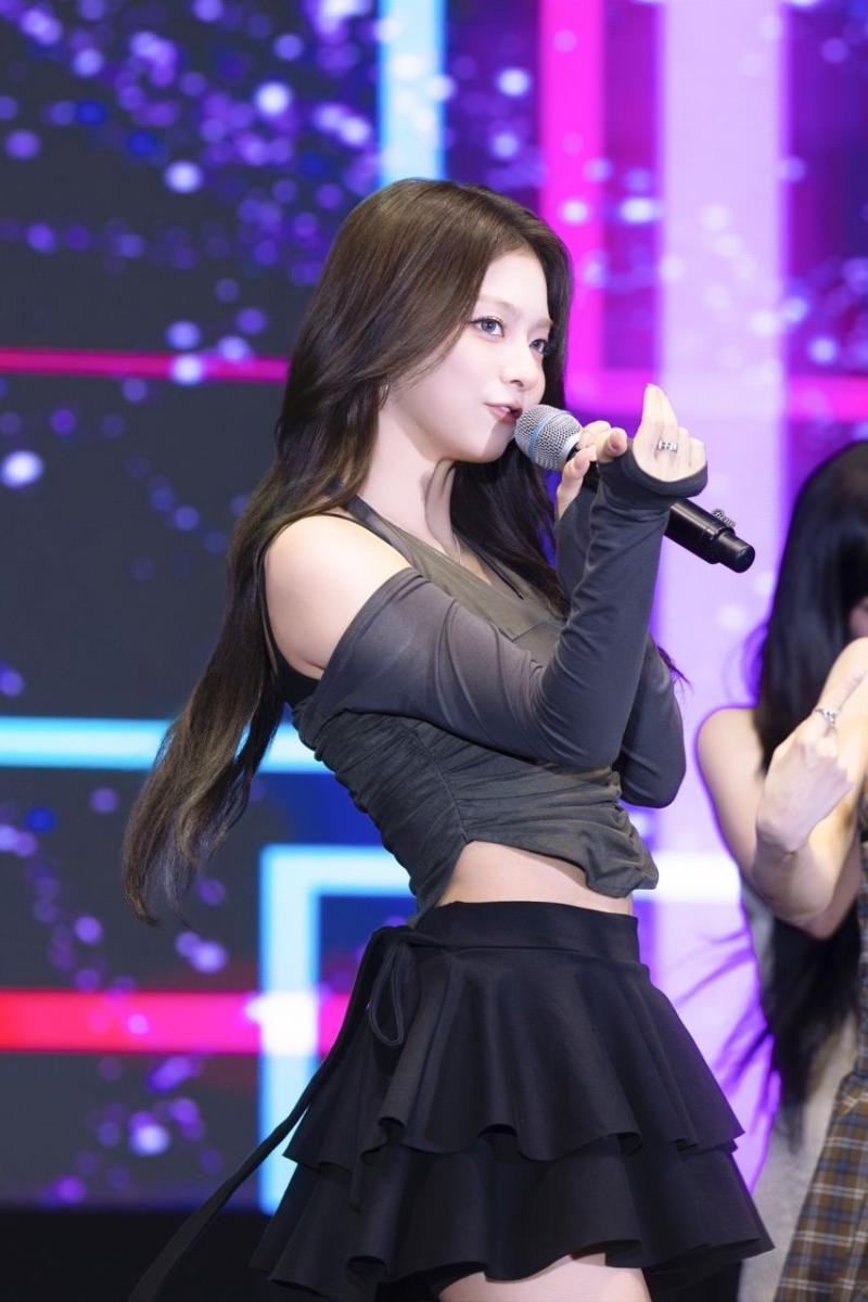 프로미스나인 이나경