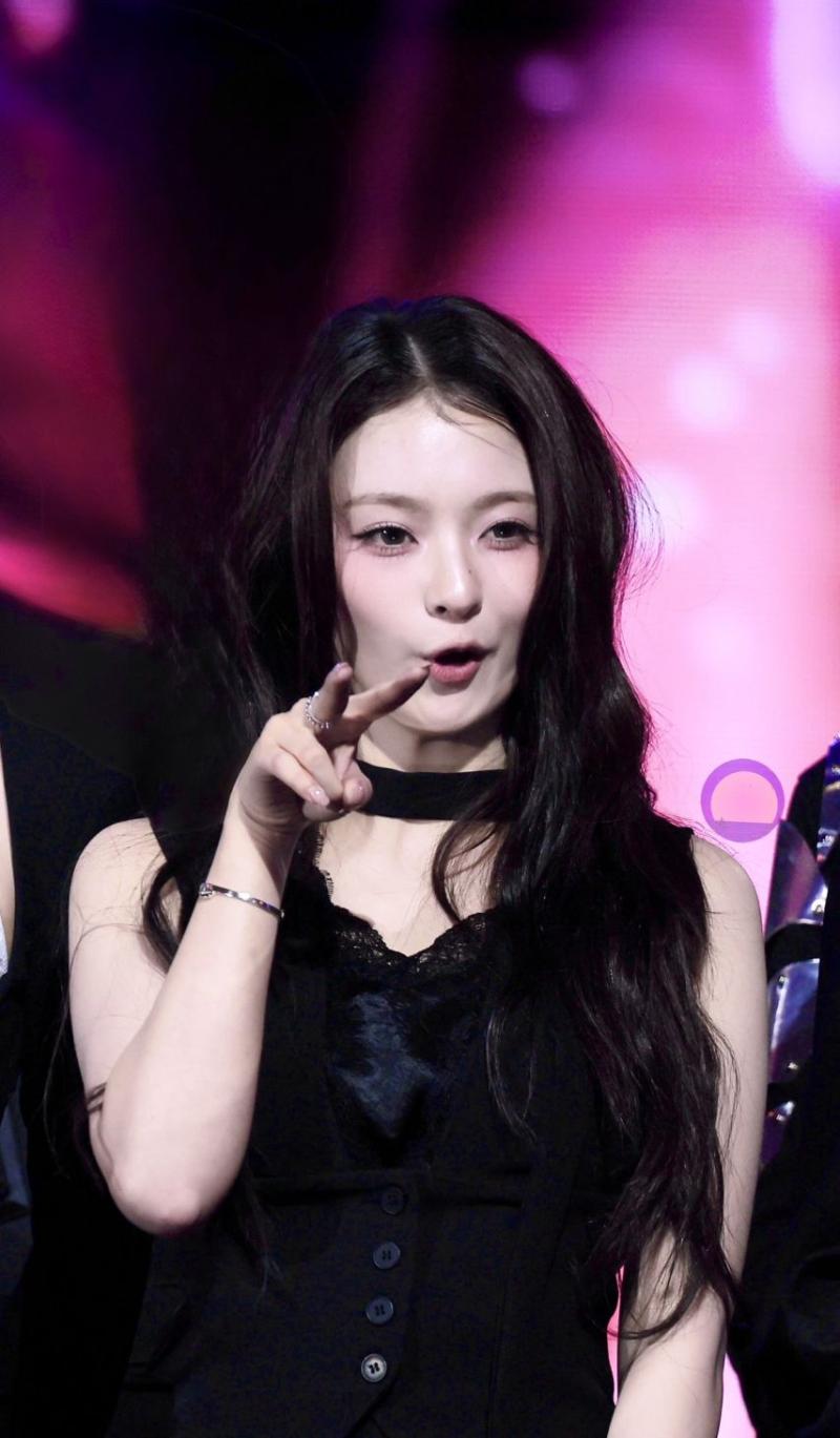 프로미스나인 이나경