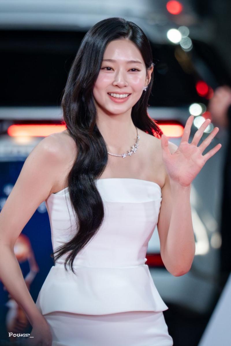 김민주