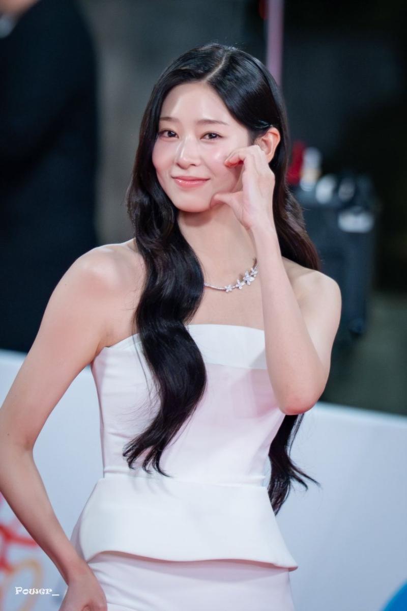 김민주