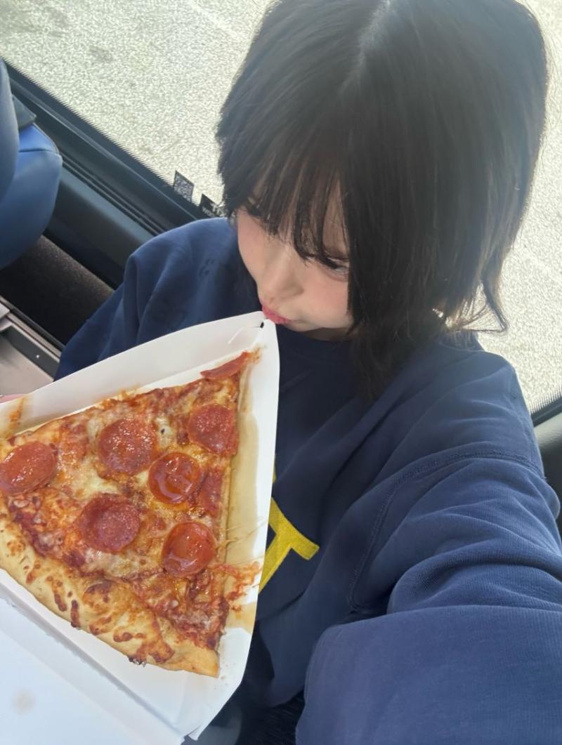 프로미스나인 송하영