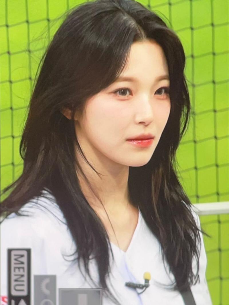 프로미스나인 백지헌
