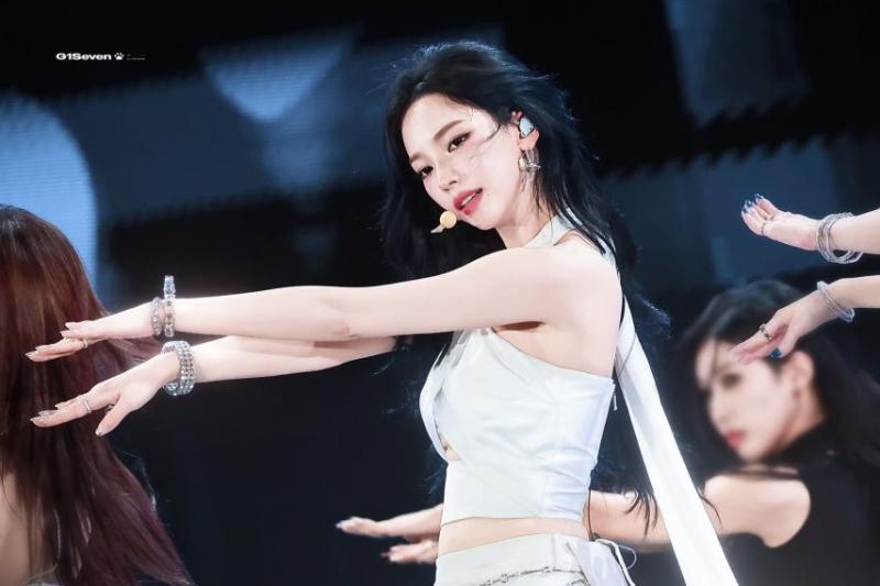 에스파 카리나