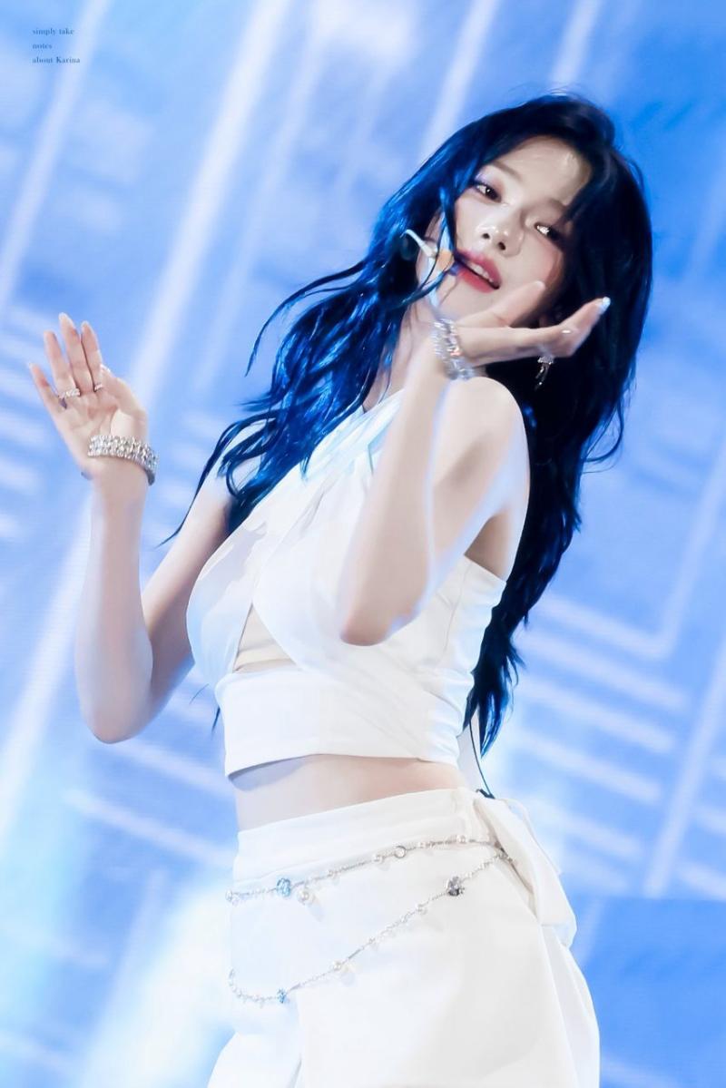 에스파 카리나