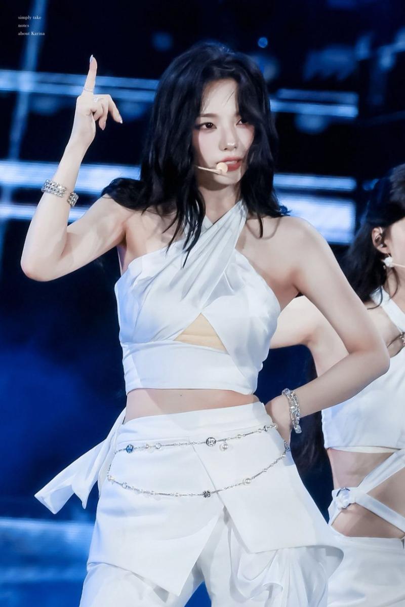 에스파 카리나