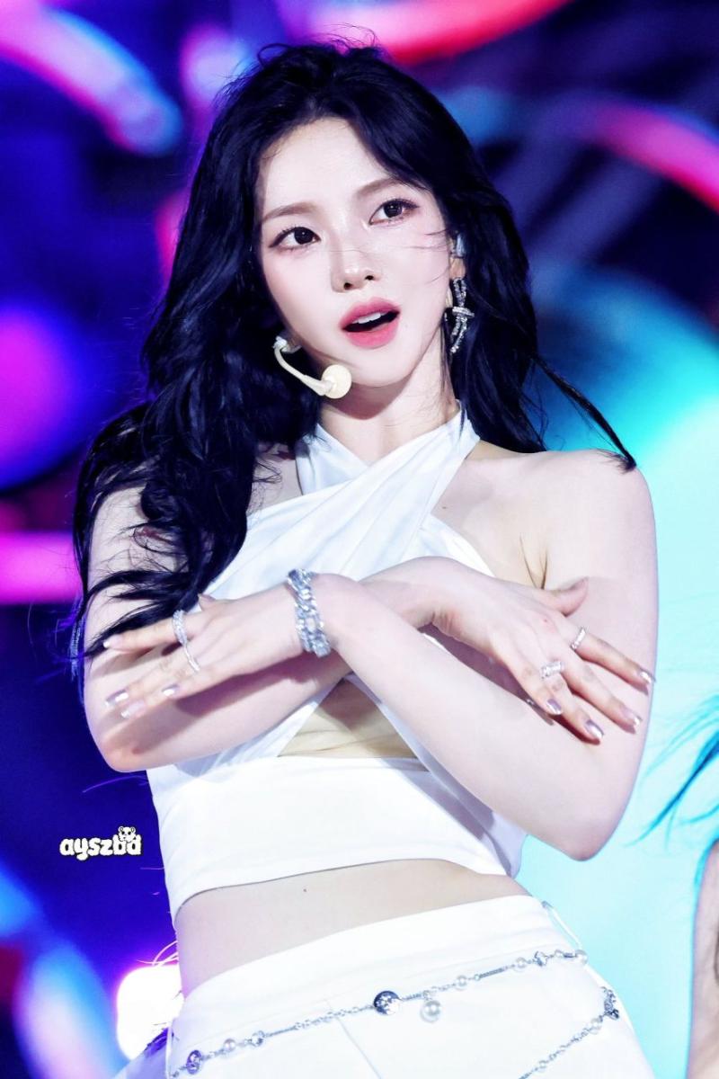 에스파 카리나