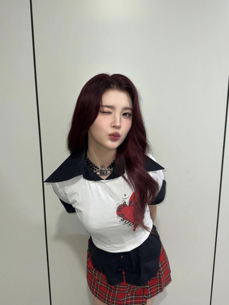하츠투하츠 에이나