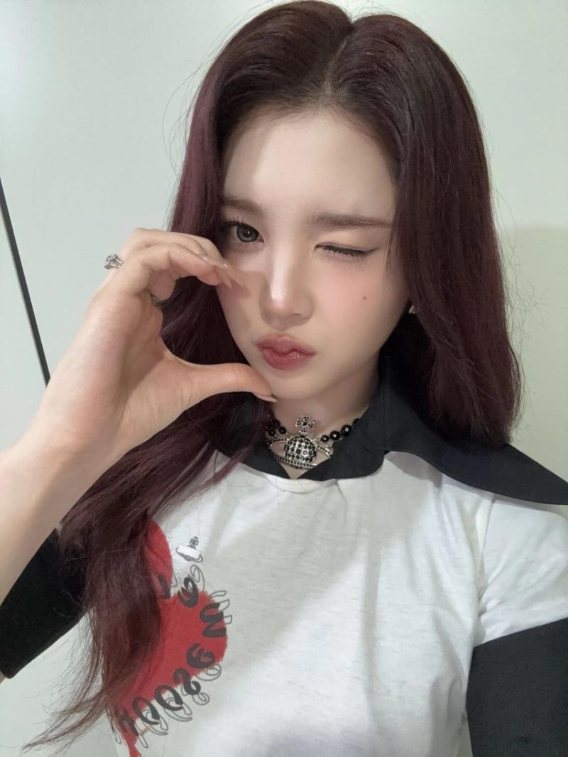 하츠투하츠 에이나