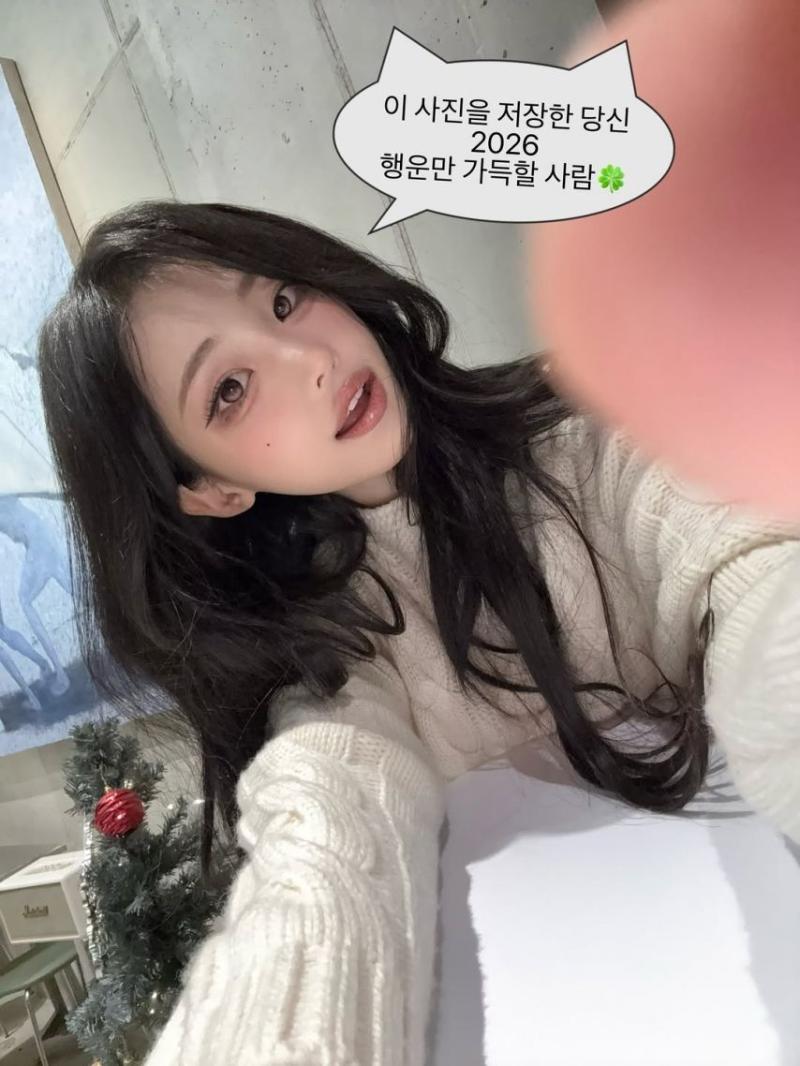 QWER 히나