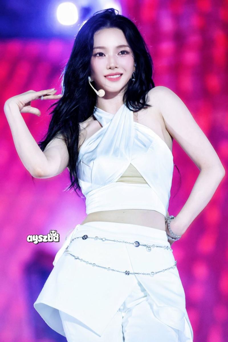 에스파 카리나
