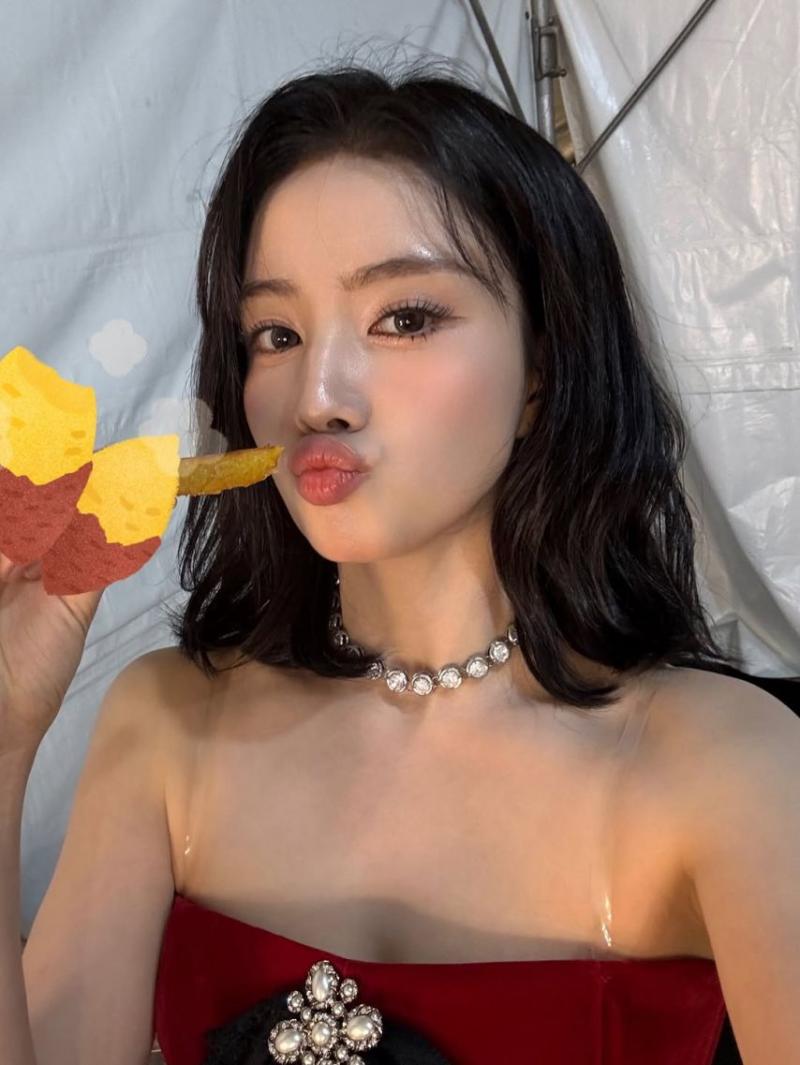 STAYC (스테이씨) 윤