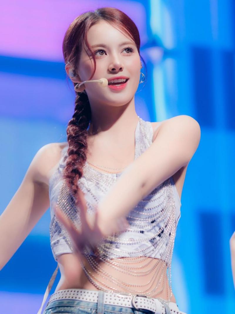 니쥬 (NiziU)