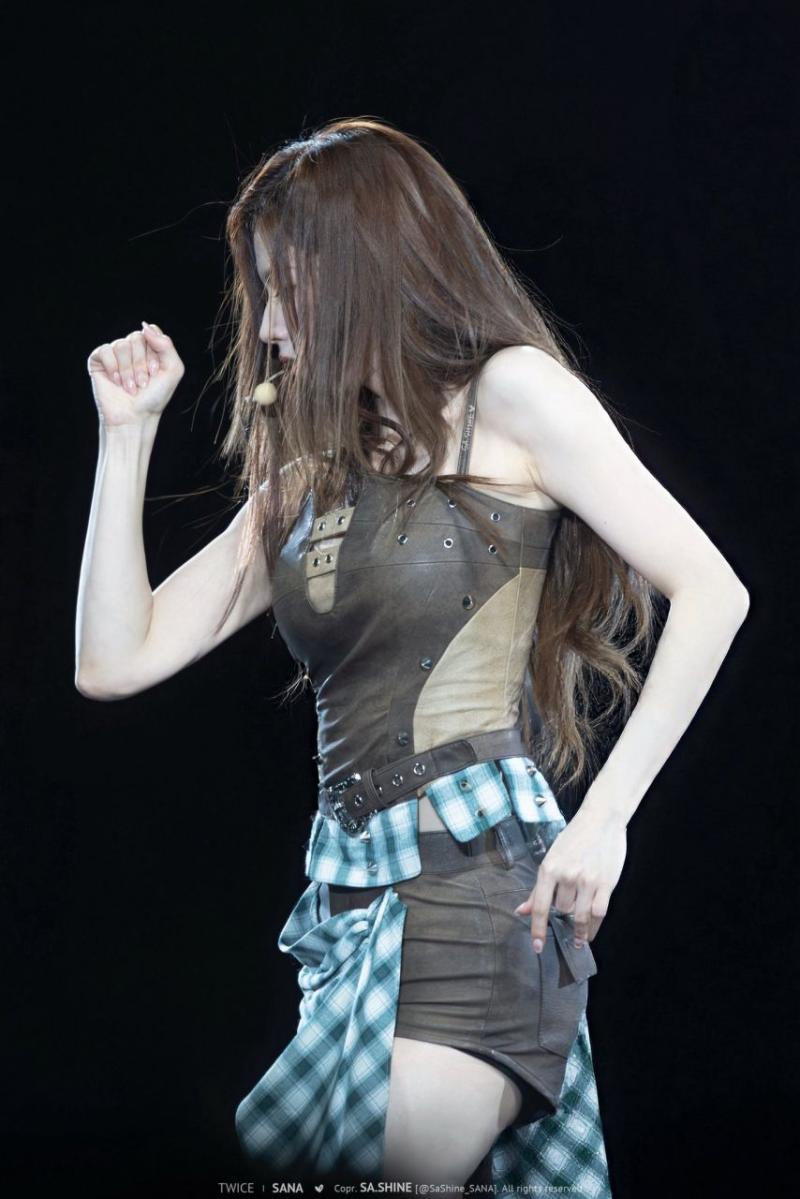 트와이스 사나