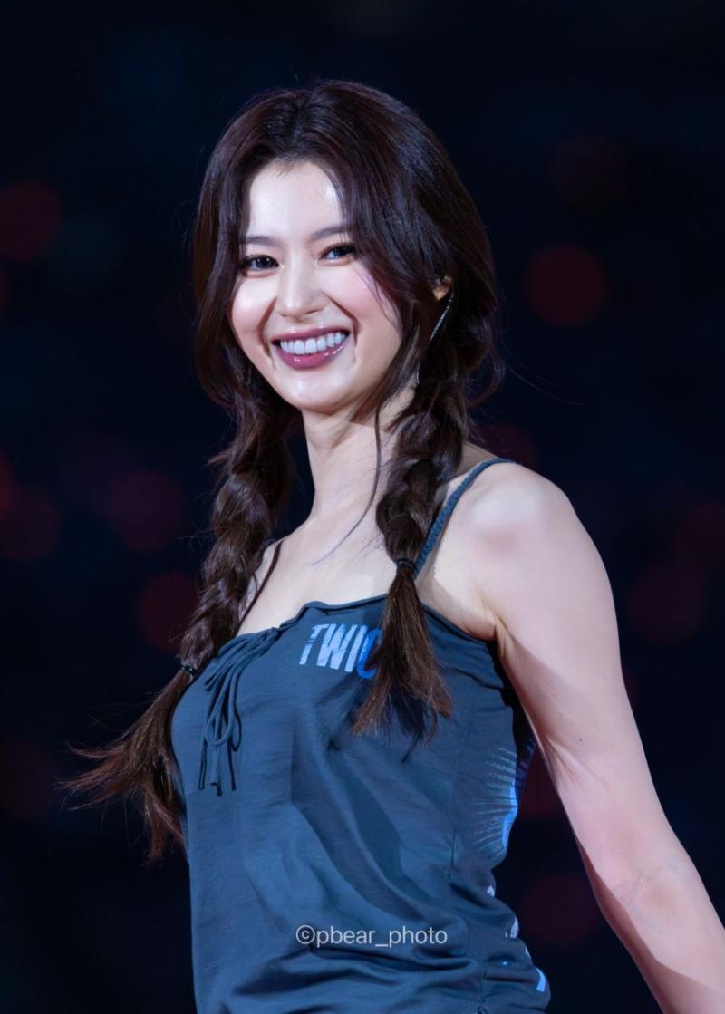 트와이스 사나