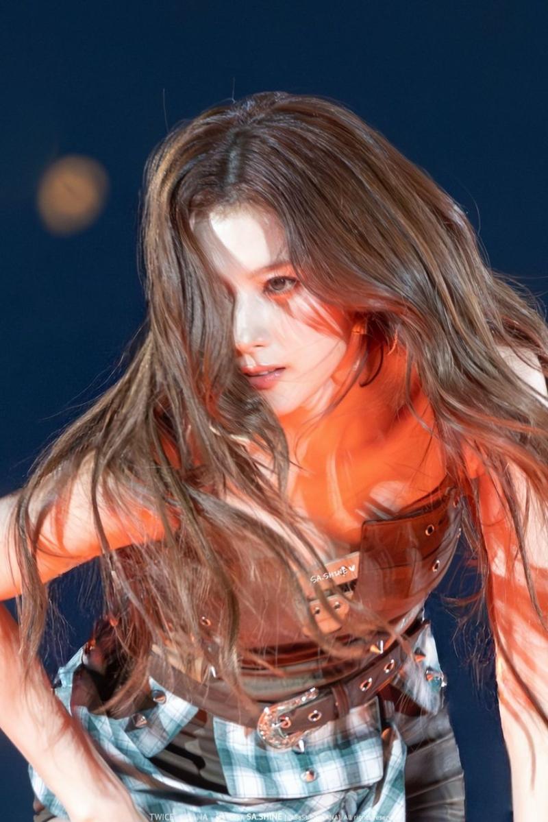 트와이스 사나