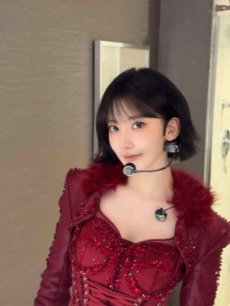 르세라핌 사쿠라,카즈하