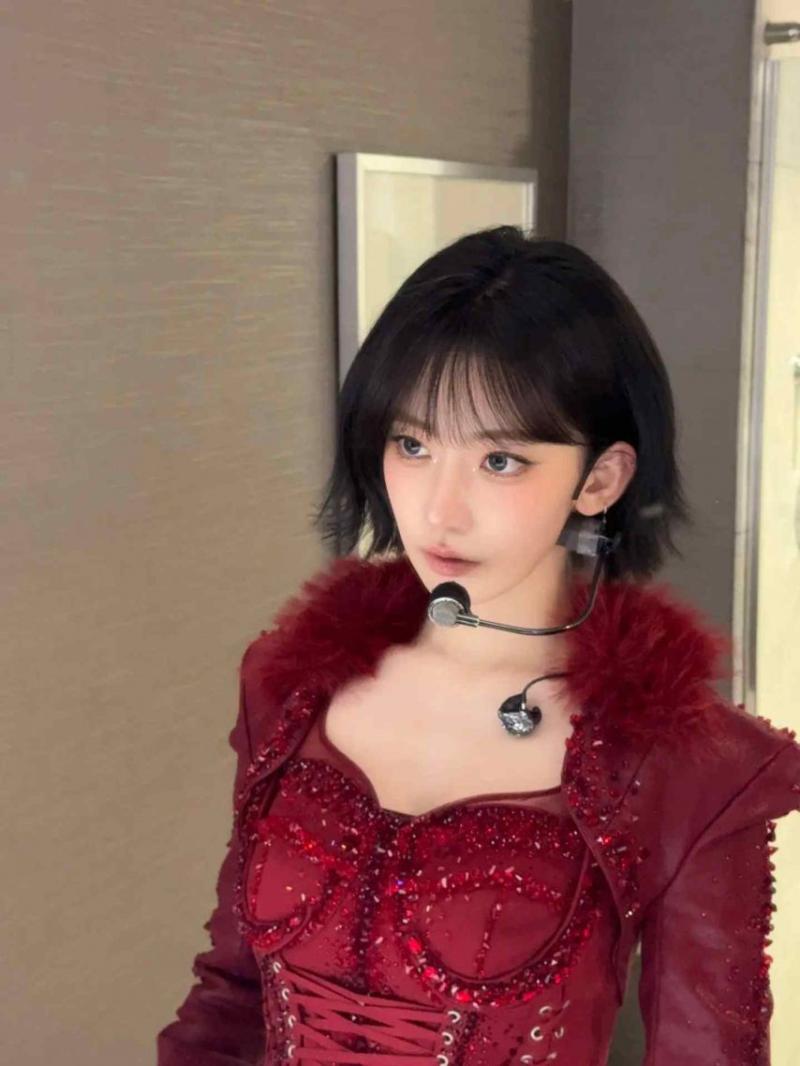르세라핌 사쿠라,카즈하