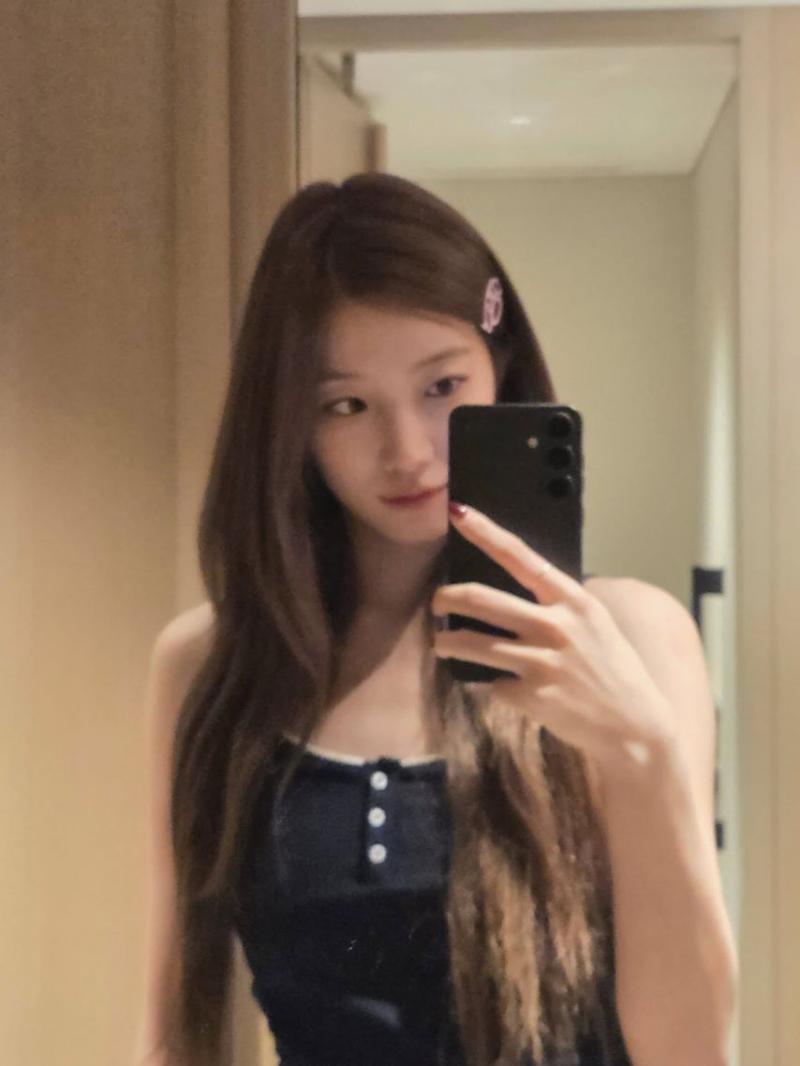 르세라핌 사쿠라,카즈하