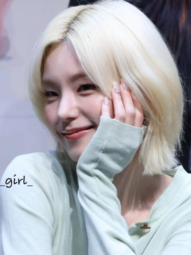ITZY (있지) 예지